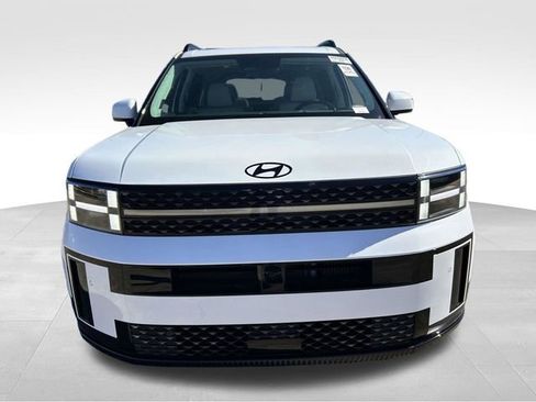 Used 2025 Hyundai Santa Fe Calligraphy image 7