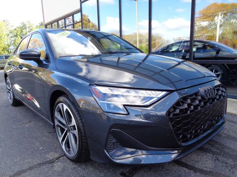 Used 2025 Audi A3 2.0T Premium image 3