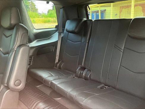 Used 2019 Cadillac Escalade Platinum AWD/4WD image 35