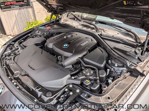 Used 2018 BMW 330i xDrive Sedan w/ Convenience Package AWD/4WD image 12