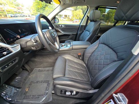 Used 2024 BMW X7 xDrive40i image 26