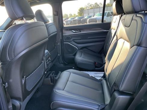 New 2026 Jeep Grand Cherokee L Limited AWD/4WD image 13