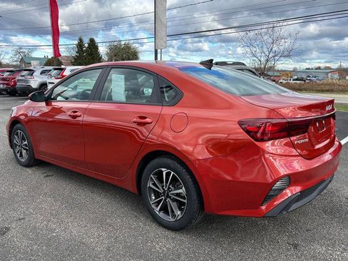 Certified 2024 Kia Forte LXS image 6