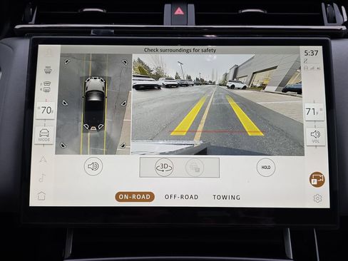 New 2026 Land Rover Range Rover Velar Dynamic SE image 23