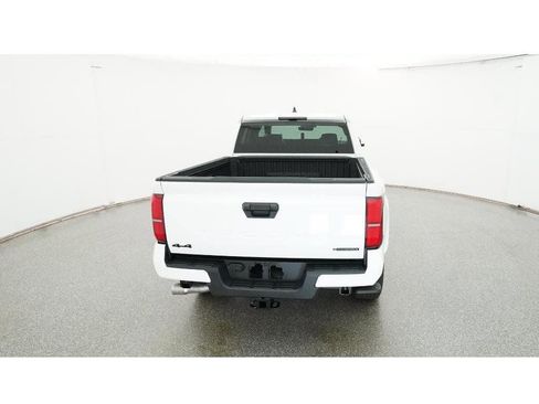 New 2025 Toyota Tacoma TRD Sport image 7