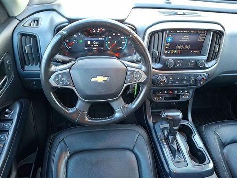 Certified 2019 Chevrolet Colorado Z71 w/ Z71 Midnight Edition image 18
