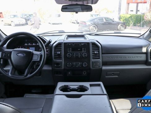 Used 2017 Ford F450 XL w/ Power Equipment Group image 27