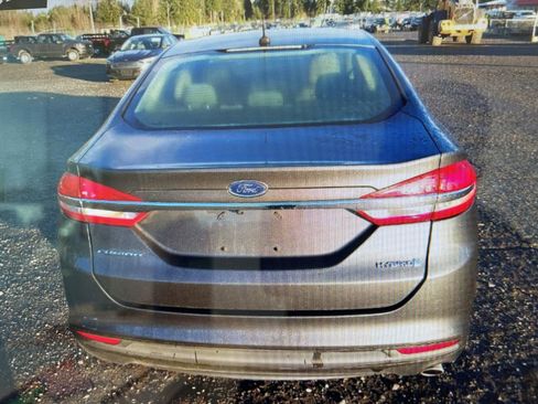 Used 2018 Ford Fusion S image 14