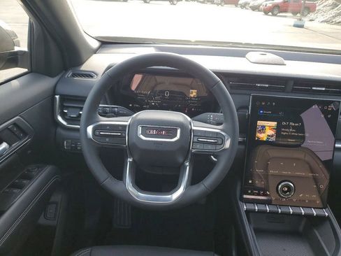 New 2025 GMC Terrain Elevation w/ Elevation Premium Package image 12