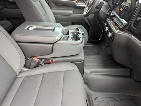 New 2026 GMC Sierra 1500 Elevation image 19