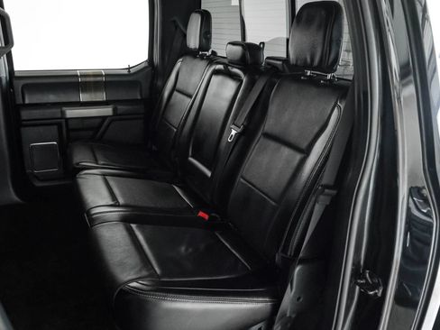 Used 2017 Ford F150 Lariat RWD image 31