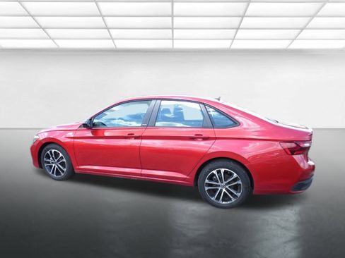 Used 2024 Volkswagen Jetta Sport FWD image 6