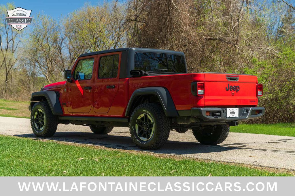 Used 2020 Jeep Gladiator Sport w/ Technology Group AWD/4WD image 16