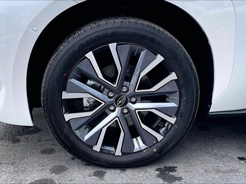 New 2026 Subaru Solterra image 9