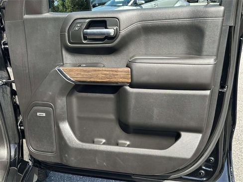 Used 2019 Chevrolet Silverado 1500 High Country image 23