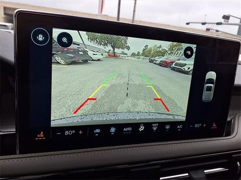 New 2026 Lincoln Corsair Premiere image 14