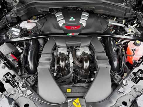 Used 2022 Alfa Romeo Stelvio Quadrifoglio w/ Active Assist Plus Package AWD/4WD image 10