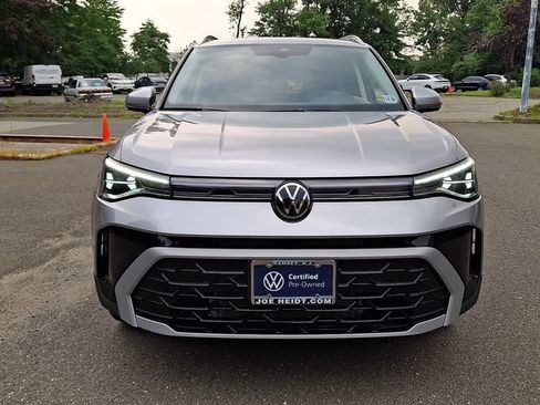 Certified 2025 Volkswagen Taos SEL w/ Black Wheel Plus Package AWD/4WD image 3