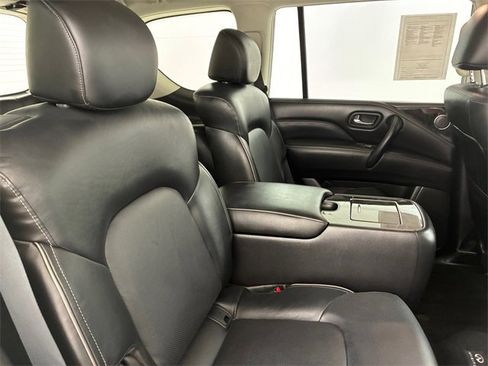 Used 2024 INFINITI QX80 Luxe image 16