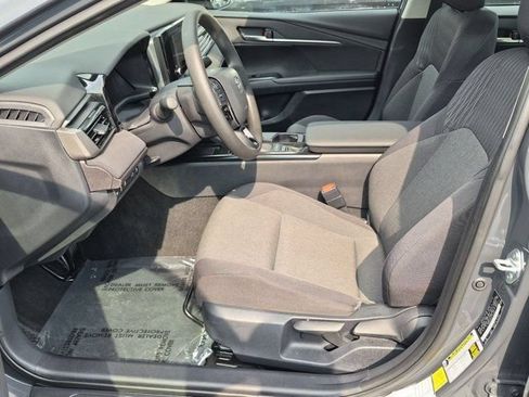 Certified 2025 Toyota Camry LE FWD image 8
