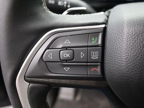 Used 2024 Jeep Grand Cherokee L Laredo AWD/4WD image 32