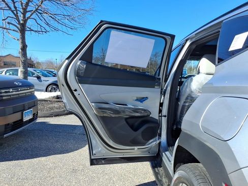 New 2026 Hyundai Tucson SE image 10