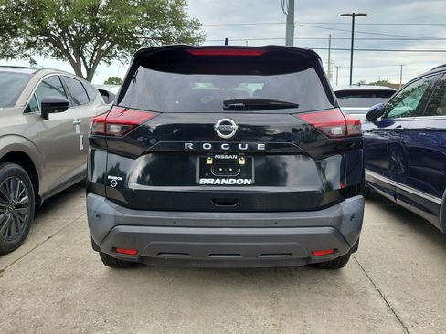 Used 2021 Nissan Rogue S FWD image 6