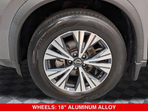 Used 2023 Nissan Rogue SV AWD/4WD image 10