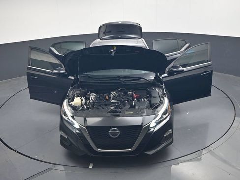 Used 2021 Nissan Altima 2.5 SR w/ SR Premium Package FWD image 55