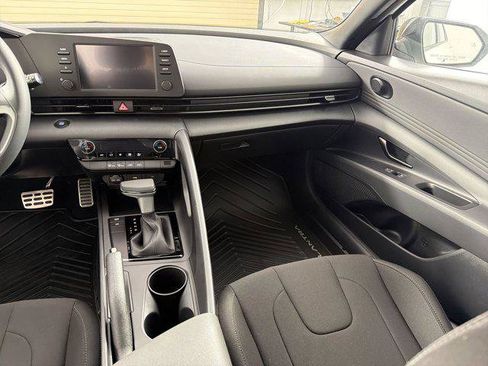 New 2026 Hyundai Elantra Sport FWD image 27
