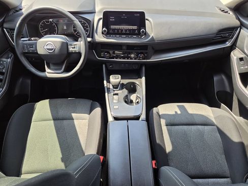 Used 2026 Nissan Rogue SV w/ Cold Weather Package FWD image 12