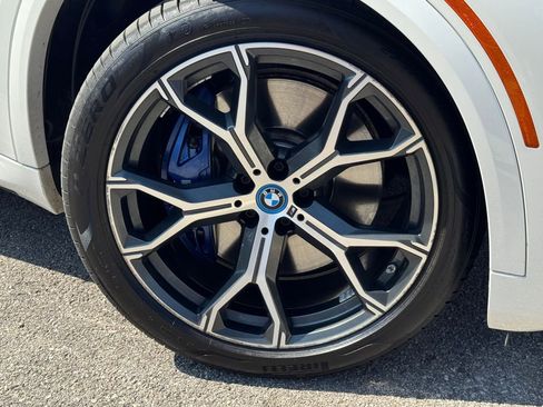 Used 2023 BMW X5 xDrive45e w/ Executive Package image 10