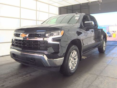 Used 2024 Chevrolet Silverado 1500 LT AWD/4WD image 1