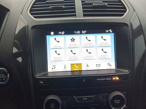 Used 2019 Ford Explorer XLT w/ Equipment Group 202A image 18