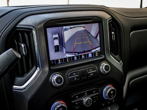 Used 2020 GMC Sierra 2500 Denali w/ Denali Ultimate Package AWD/4WD image 41