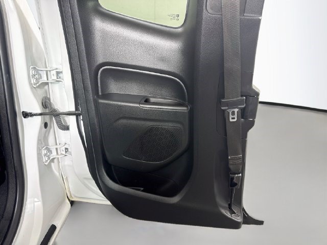 Used 2022 Chevrolet Colorado W/T RWD image 22