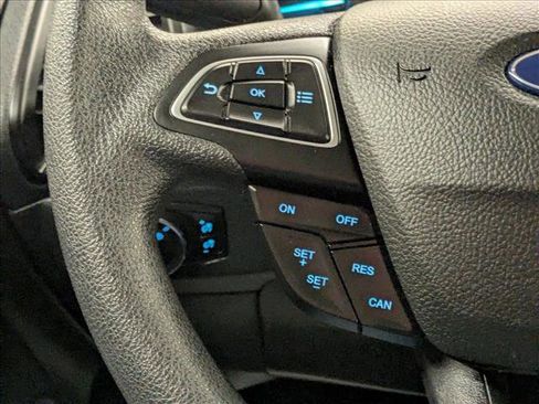 Used 2022 Ford EcoSport SE w/ SE Convenience Package image 12