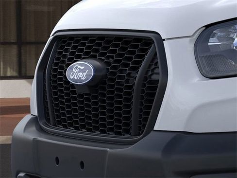 New 2026 Ford Transit 250 148 Medium Roof w/ Load Area Protection Package image 17