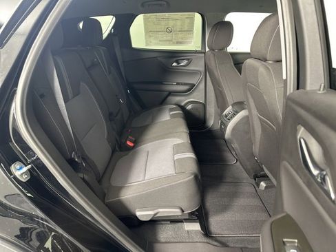 New 2025 Chevrolet Blazer LT w/ Convenience Package image 12