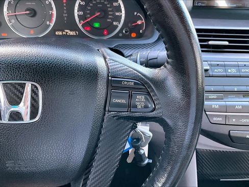 Used 2011 Honda Accord EX-L image 24