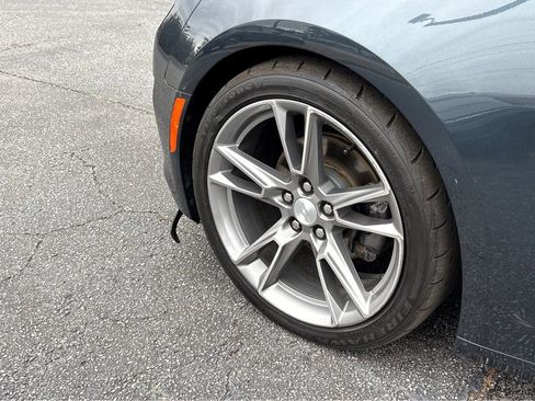 Used 2019 Chevrolet Camaro LT RWD image 23