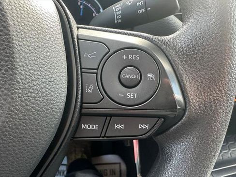 Certified 2025 Toyota RAV4 LE image 22