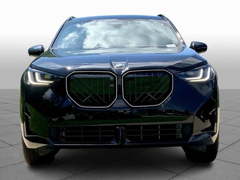 Used 2025 BMW X3 xDrive30i w/ Premium Package image 3