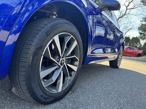 Certified 2023 Audi Q5 2.0T Premium w/ Convenience Package AWD/4WD image 10