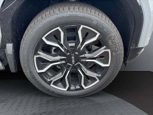 New 2025 GMC Sierra EV Denali image 26