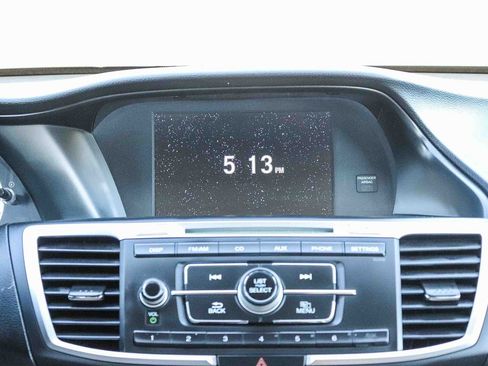 Used 2013 Honda Accord LX image 17