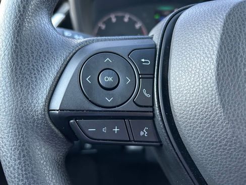 Certified 2025 Toyota Corolla LE image 18