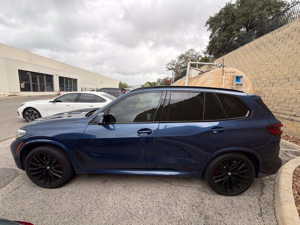 Certified 2023 BMW X5 sDrive40i w/ M Sport Package RWD image 2