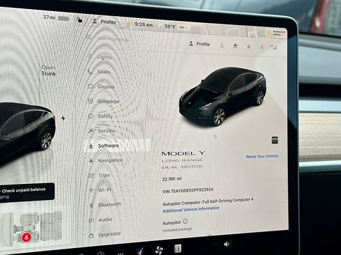 Used 2023 Tesla Model Y Long Range image 27