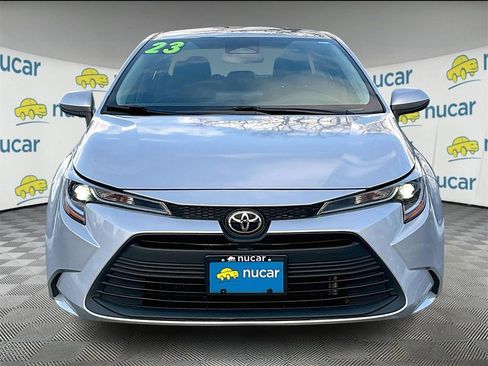 Used 2023 Toyota Corolla LE image 2